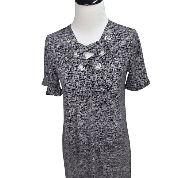 MICHAEL Michael Kors Women's Size XS Sheath Dress NWT Short Sleeves Lace up - Picture 3 of 9